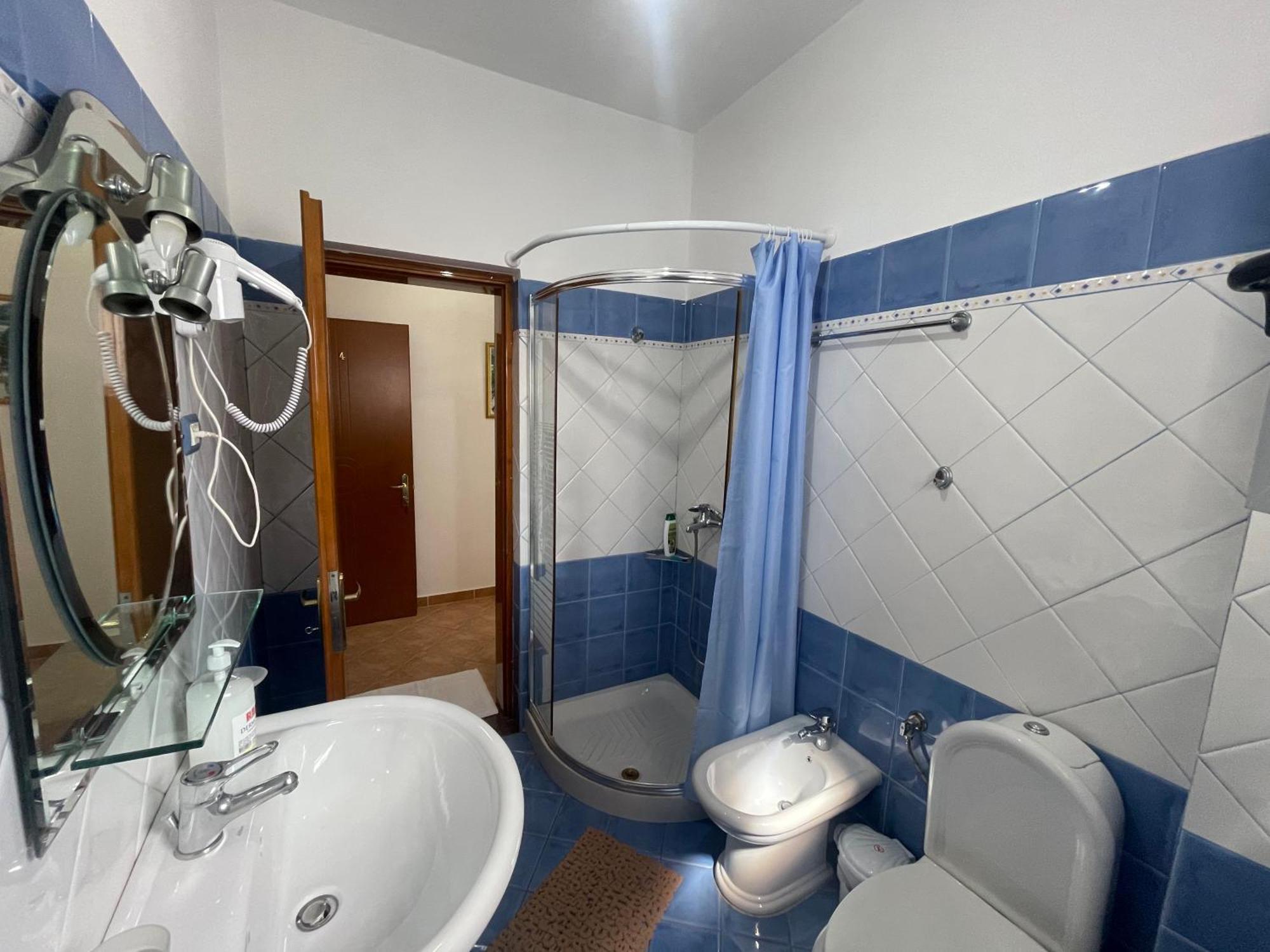 Villa Rrodhaj Sarandë Exterior foto